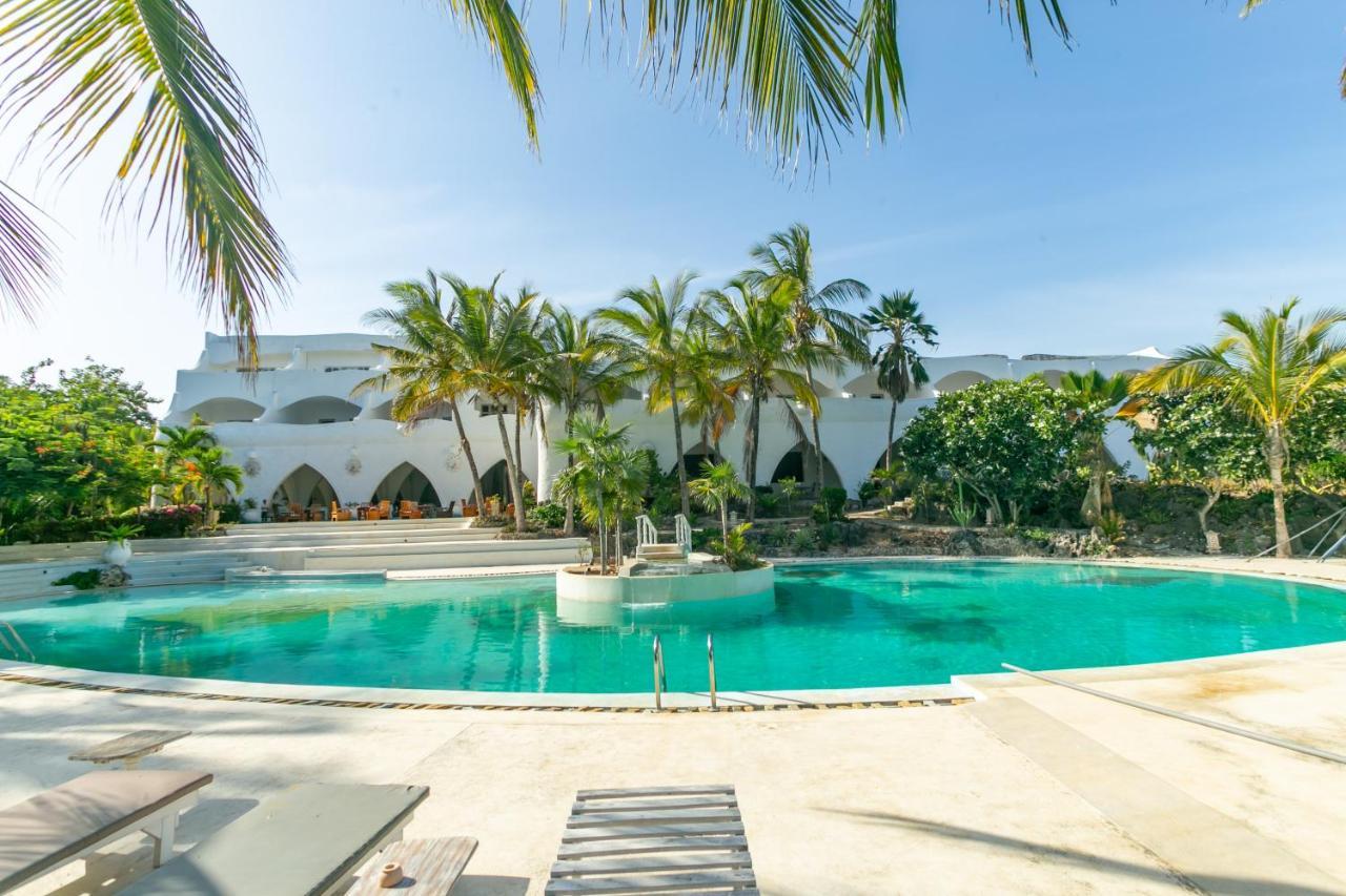 Sun Palm Beach Apartments Watamu Bagian luar foto