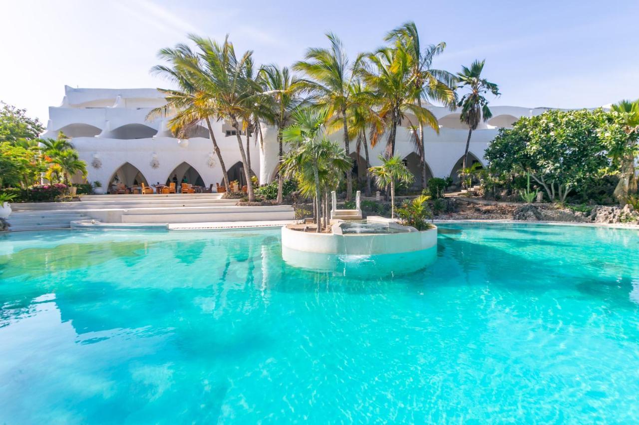 Sun Palm Beach Apartments Watamu Bagian luar foto