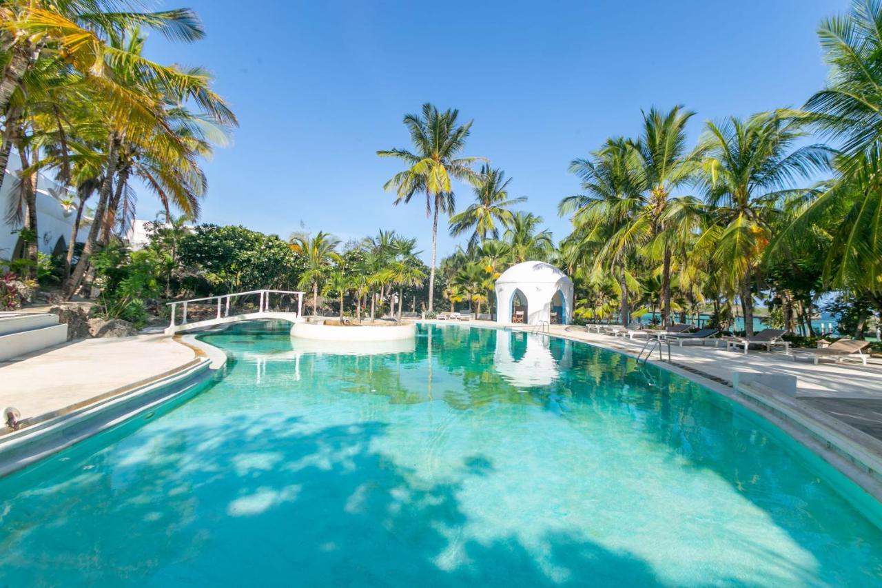 Sun Palm Beach Apartments Watamu Bagian luar foto