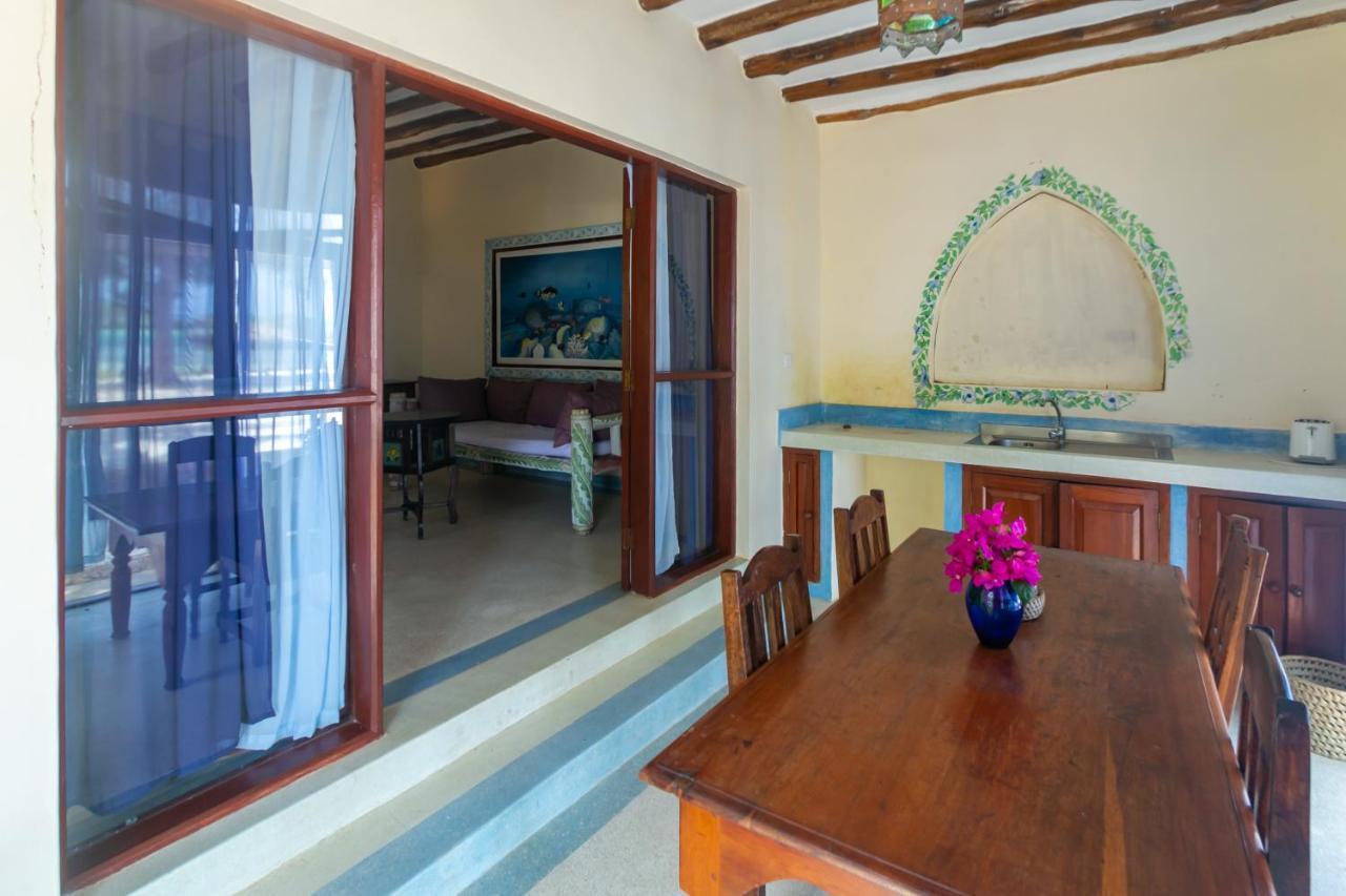 Sun Palm Beach Apartments Watamu Bagian luar foto