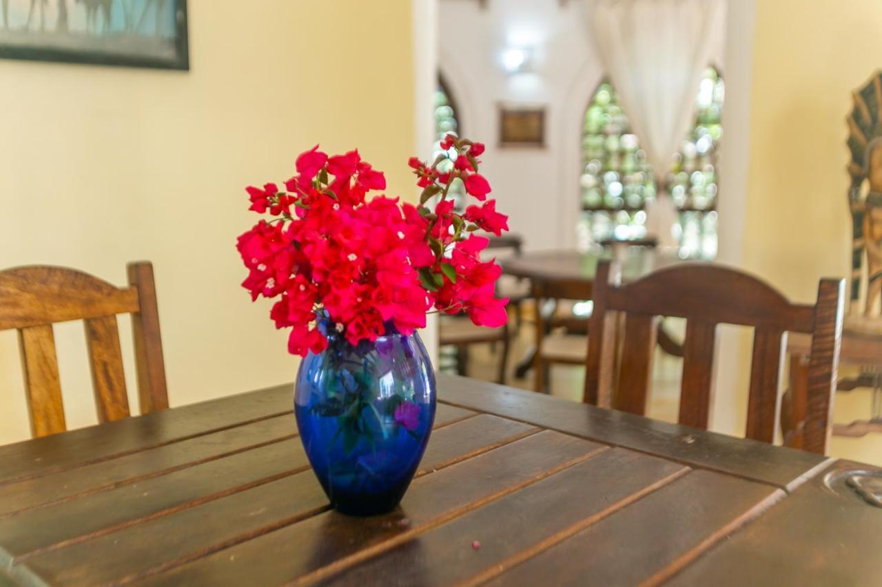 Sun Palm Beach Apartments Watamu Bagian luar foto