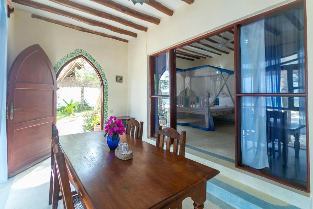 Sun Palm Beach Apartments Watamu Bagian luar foto